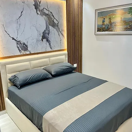 House Retreat Modern, Cozy & Steps To The Sea Hébergement de vacances